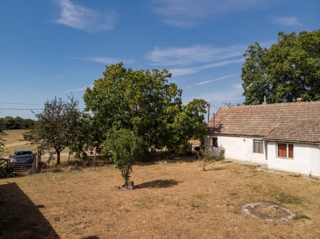 Eladó családi ház, Bogyiszlón, Damjanich utcában 15.5 M Ft