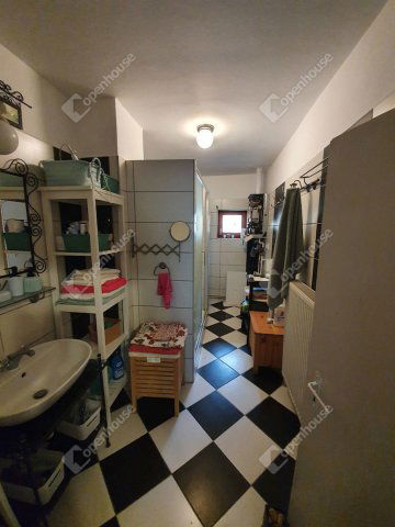 Eladó családi ház, Vésén 34.9 M Ft, 4 szobás