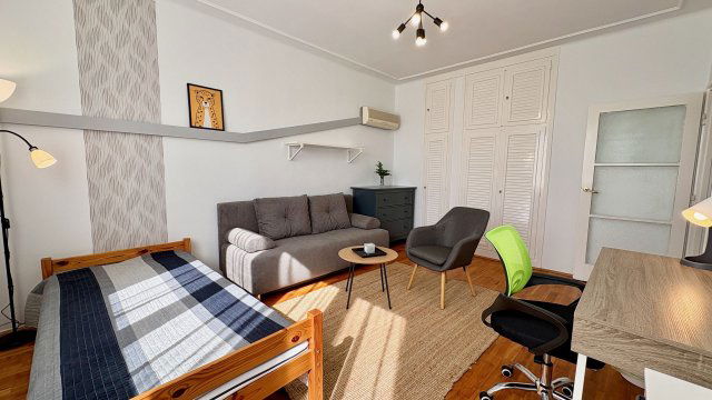 Kiadó panellakás, albérlet, Debrecenben 215 E Ft / hó, 2 szobás