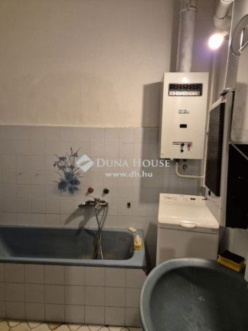 Eladó téglalakás, Budapesten, VII. kerületben 83.9 M Ft