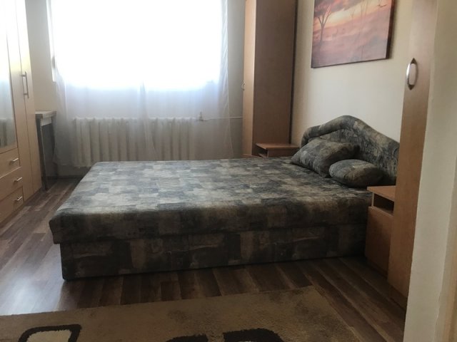 Kiadó téglalakás, albérlet, Pécsett 145 E Ft / hó, 2 szobás