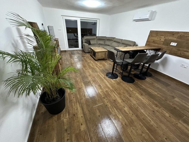 Eladó családi ház, Bajon 124 M Ft, 5 szobás