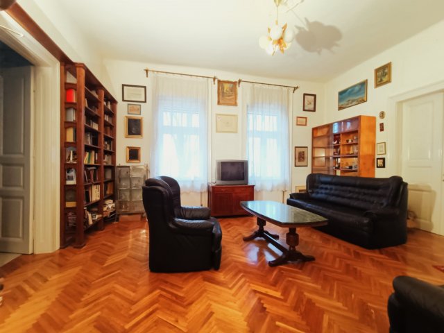 Eladó családi ház, Kaposváron 64.99 M Ft, 3+2 szobás