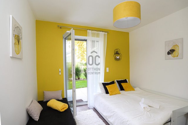 Eladó téglalakás, Balatonföldváron 124.5 M Ft, 3 szobás