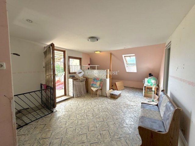 Eladó családi ház, Jenőn 48.9 M Ft, 4 szobás
