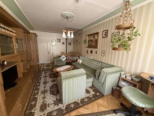 Eladó panellakás, Kecskeméten 54 M Ft, 2 szobás