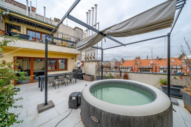 Eladó téglalakás, Budapesten, VI. kerületben 350 M Ft, 4 szobás