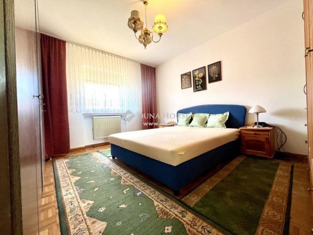 Eladó családi ház, Balatonalmádiban 139 M Ft, 4 szobás
