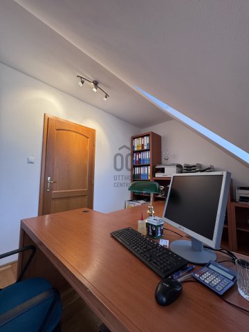 Kiadó iroda, Budapesten, III. kerületben 310 E Ft / hó, 4 szobás