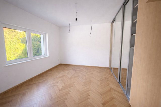 Eladó családi ház, Gödön 139.9 M Ft, 2 szobás