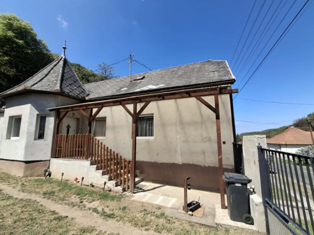 Eladó családi ház, Pásztón 39 M Ft, 2 szobás