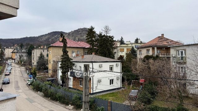 Eladó téglalakás, Budapesten, XI. kerületben 100 M Ft