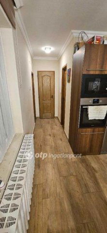 Eladó családi ház, Jászberényben 59.9 M Ft, 4 szobás