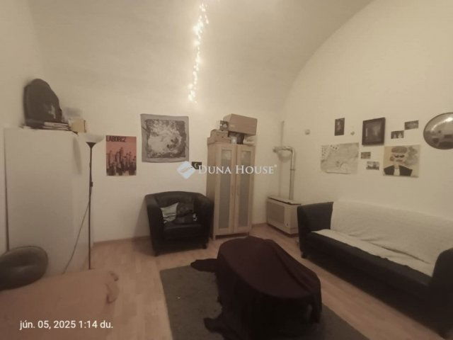 Eladó téglalakás, Budapesten, V. kerületben 84 M Ft, 2 szobás