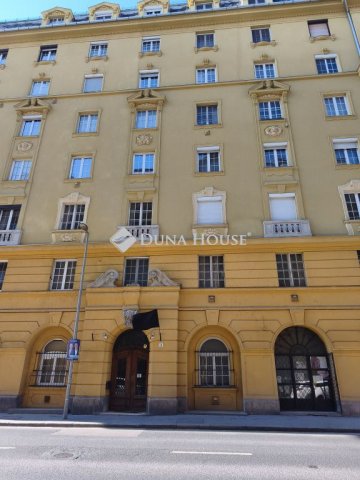 Eladó téglalakás, Budapesten, I. kerületben 75 M Ft, 1 szobás