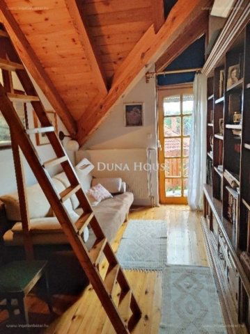 Eladó családi ház, Csömörön 185 M Ft, 2+3 szobás