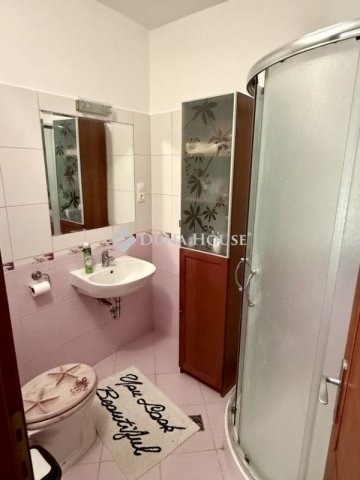 Eladó sorház, Vecsésen 114.9 M Ft, 5 szobás