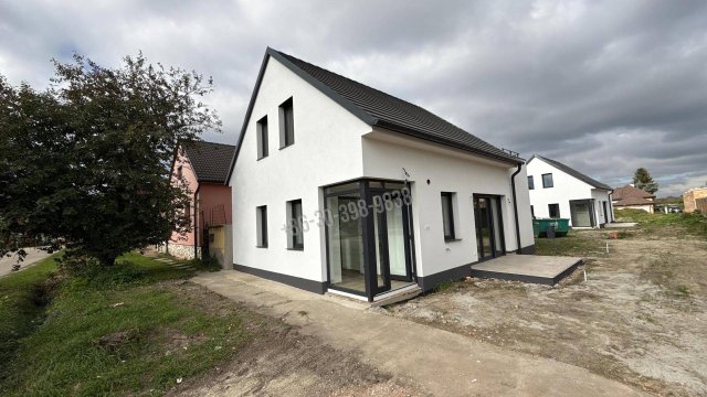 Eladó családi ház, Levélen 92 M Ft, 4 szobás