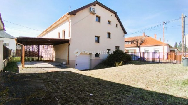 Eladó iroda, Szombathelyen, Hargita utcában 122.9 M Ft, 7+4 szobás