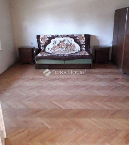 Eladó családi ház, Budapesten, XVII. kerületben, Baross utcában