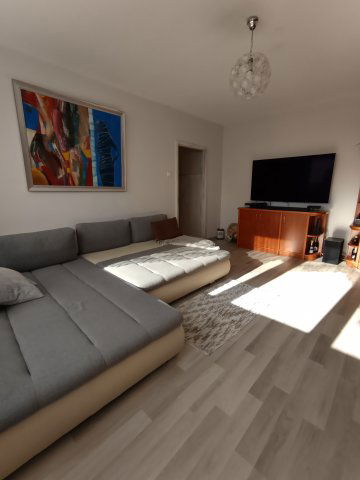 Eladó panellakás, Kecskeméten 74.9 M Ft, 2 szobás