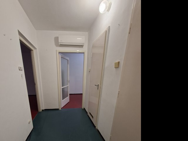 Eladó panellakás, Debrecenben 58.3 M Ft, 2+1 szobás