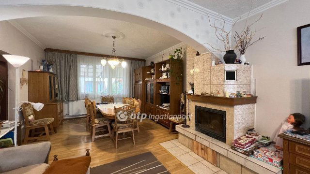 Eladó családi ház, Felsőtárkányban 92 M Ft, 4+1 szobás