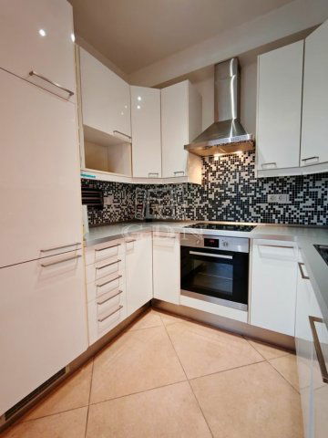 Eladó téglalakás, Budapesten, XIV. kerületben 165 M Ft, 3 szobás