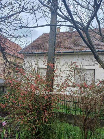 Eladó családi ház, Taksonyon 79.9 M Ft, 3 szobás