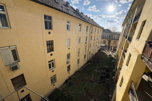 Eladó téglalakás, Budapesten, XI. kerületben 44.9 M Ft, 2 szobás