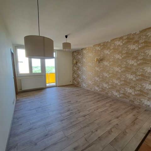 Kiadó téglalakás, albérlet, Monoron 220 E Ft / hó, 2 szobás