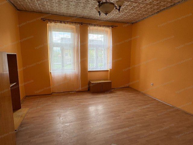 Eladó családi ház, Kemenespálfán 7.5 M Ft, 3 szobás