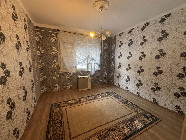 Eladó téglalakás, Tiszavasváriban 16.5 M Ft, 3 szobás