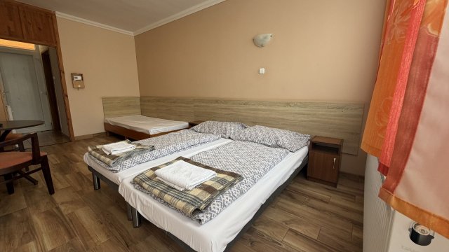 Kiadó hotel, Hajdúszoboszlón 2500 E Ft / hó