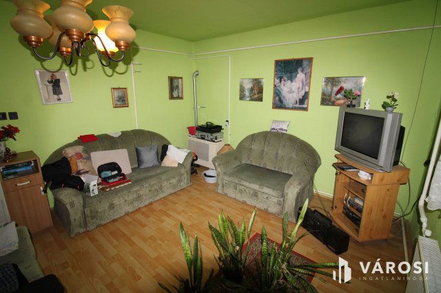 Eladó sorház, Sarkadon 27 M Ft, 4 szobás / költözzbe.hu