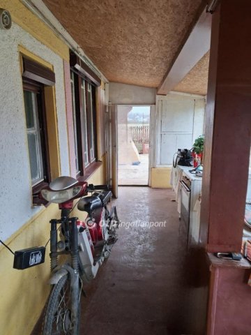 Eladó családi ház, Hajdúsámsonon 38.5 M Ft, 3+1 szobás