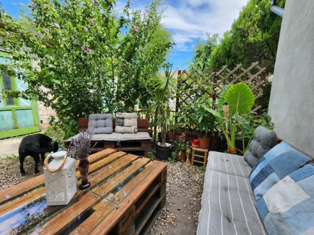 Eladó téglalakás, Budapesten, XV. kerületben, Rákos úton