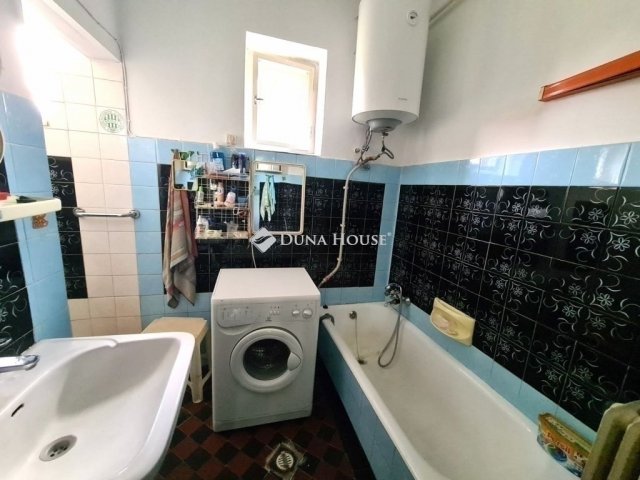 Eladó családi ház, Gyömrőn 99.9 M Ft, 5 szobás