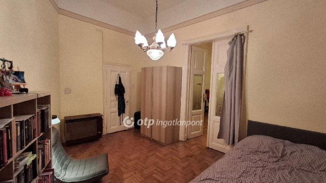 Eladó téglalakás, Budapesten, VII. kerületben 75 M Ft, 2 szobás