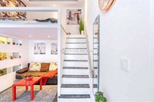 Eladó téglalakás, Budapesten, VII. kerületben 105 M Ft, 2 szobás