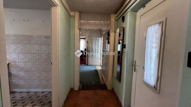 Eladó családi ház, Budapesten, XVII. kerületben 76.9 M Ft