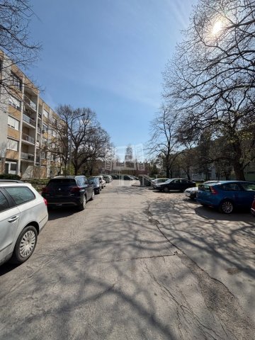 Kiadó téglalakás, albérlet, Tatán 240 E Ft / hó, 3 szobás