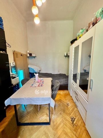 Eladó téglalakás, Budapesten, VIII. kerületben 35.9 M Ft