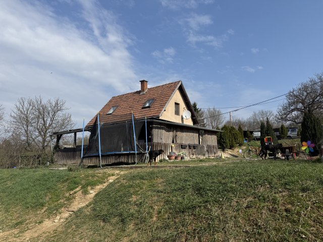 Eladó családi ház, Biatorbágyon 70 M Ft, 3 szobás