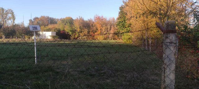 Eladó telek, Szolnokon, Ágnes utcában 5.9 M Ft