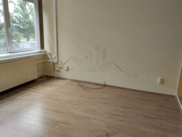 Kiadó iroda, Győrött 54 E Ft / hó, 1 szobás