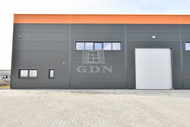 Kiadó ipari ingatlan, Székesfehérvárott 1347 E Ft / hó