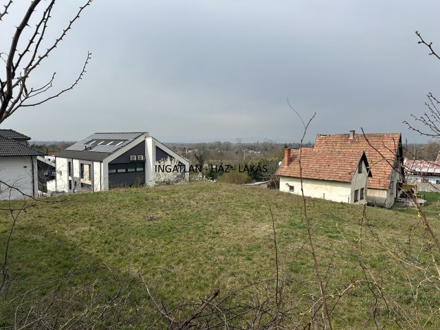 Eladó telek, Budapesten, XVI. kerületben 84.9 M Ft