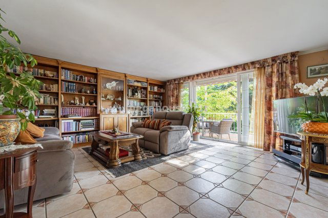 Eladó családi ház, Budaörsön 269 M Ft, 5 szobás