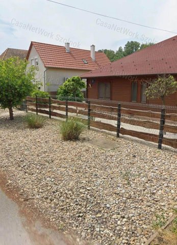 Eladó családi ház, Szolnokon 122 M Ft, 3+1 szobás